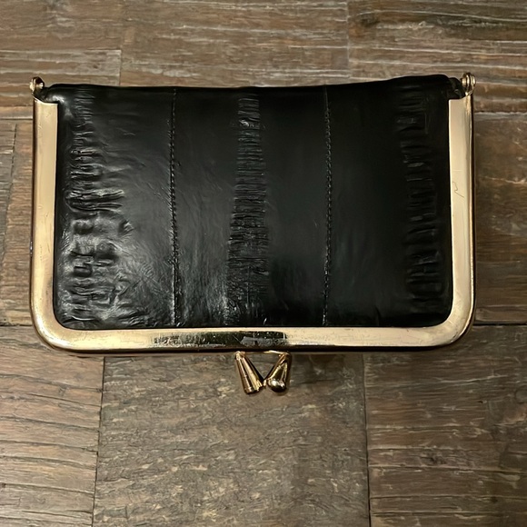 Vintage Eel Skin Cosmetic Kisslock Wallet with Matching Lipstick Case🖤 - Picture 2 of 15